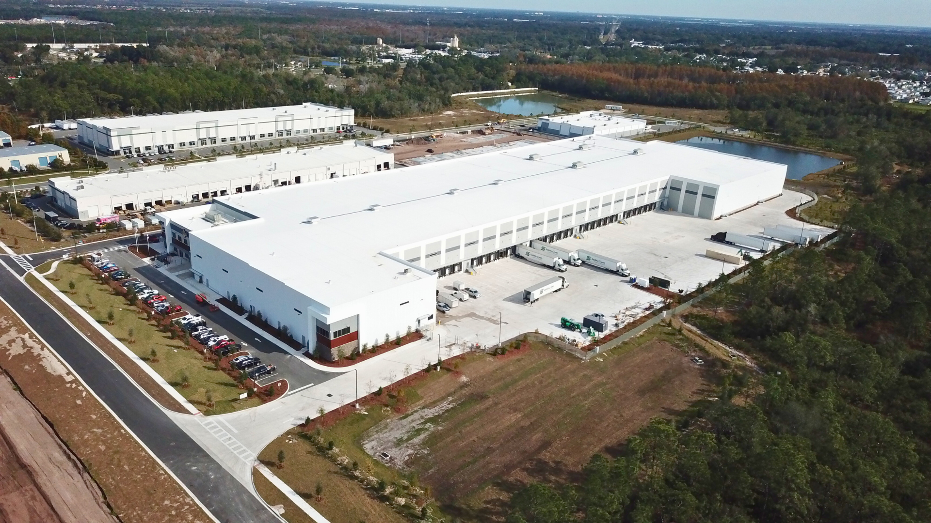 Aerial view of the Florida Distributing Company Kissimmee building